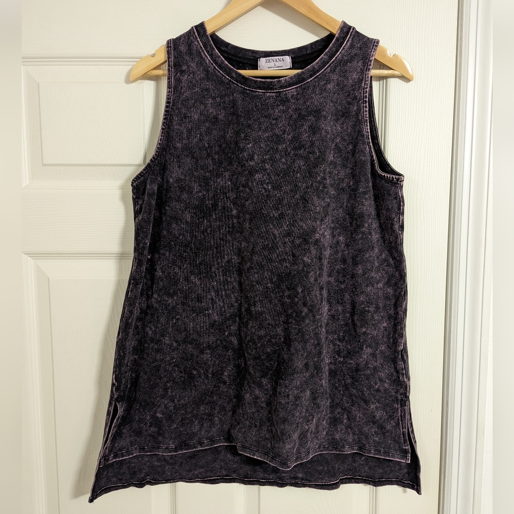 Zenana Women's black distressed dye tank sleeveless size large